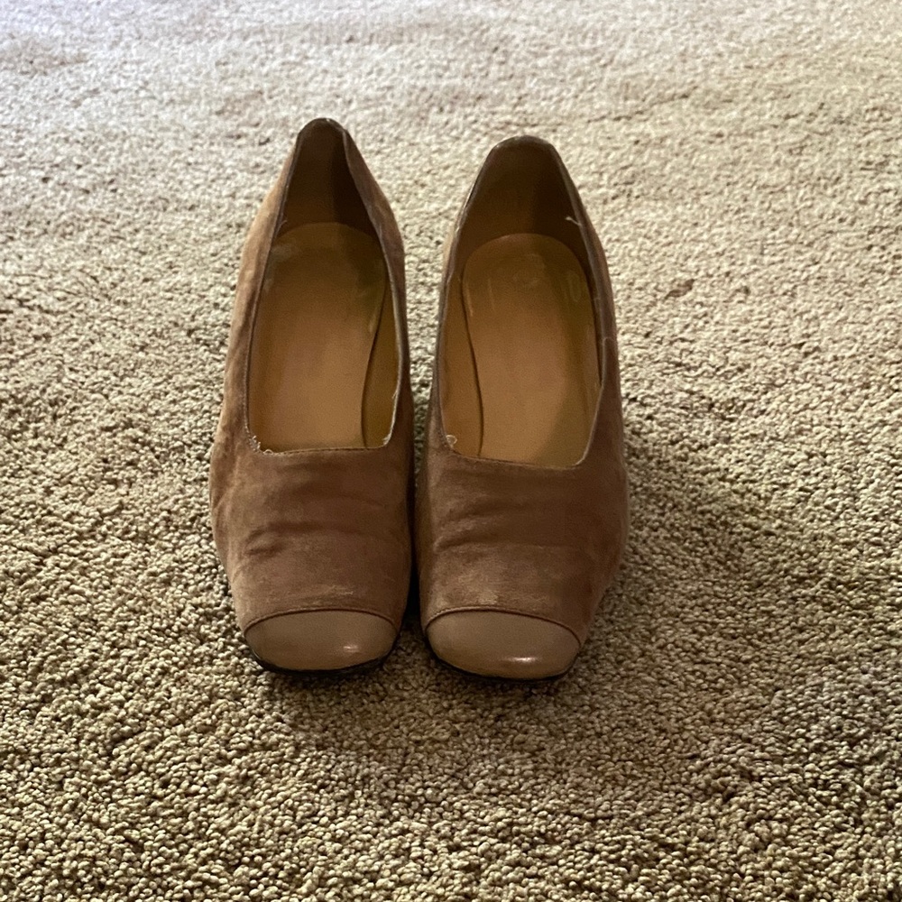 Francesca's Collections Tan Heels